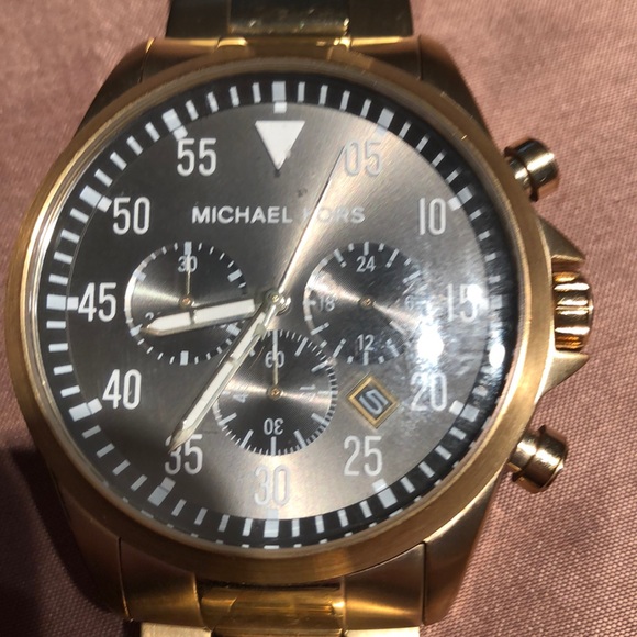 Michael Kors Watch - Picture 10 of 10